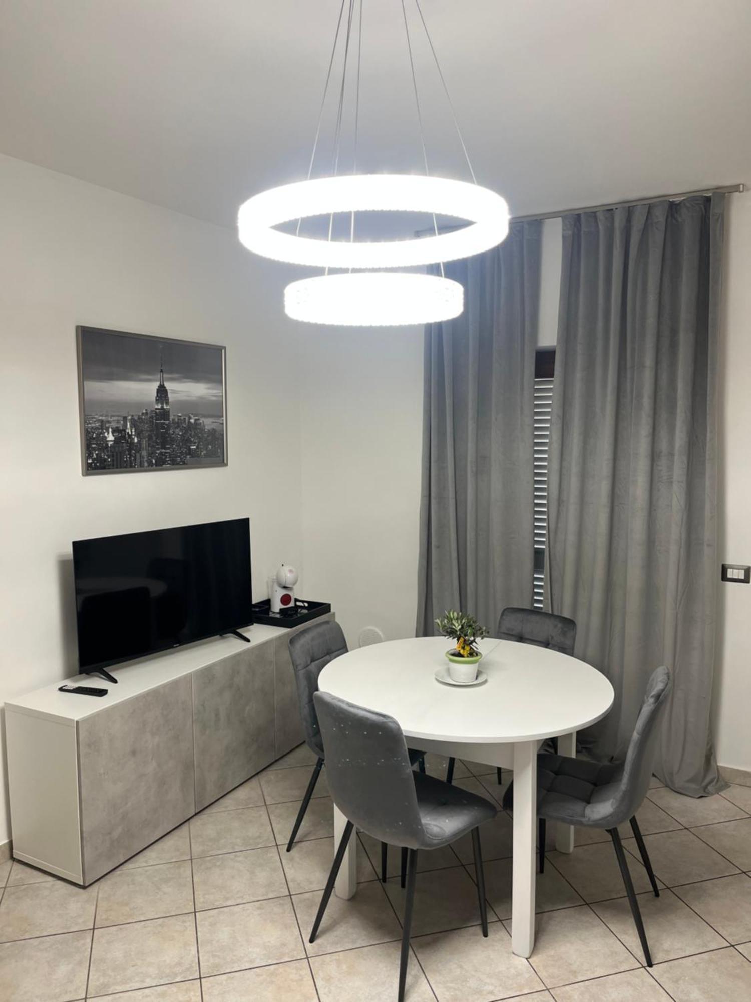 Apartment La Perla Del Mare - 9 Minutes From Fco Airport - Free Wifi E Netflix *